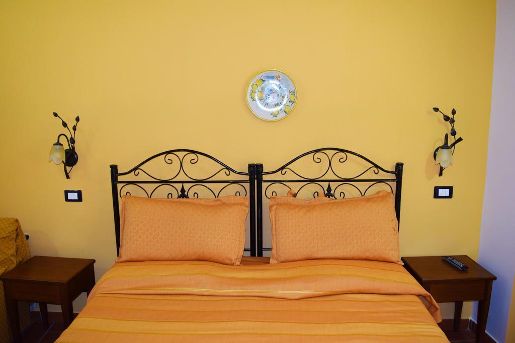B&B Salotto Di Athena Agrigento Buitenkant foto